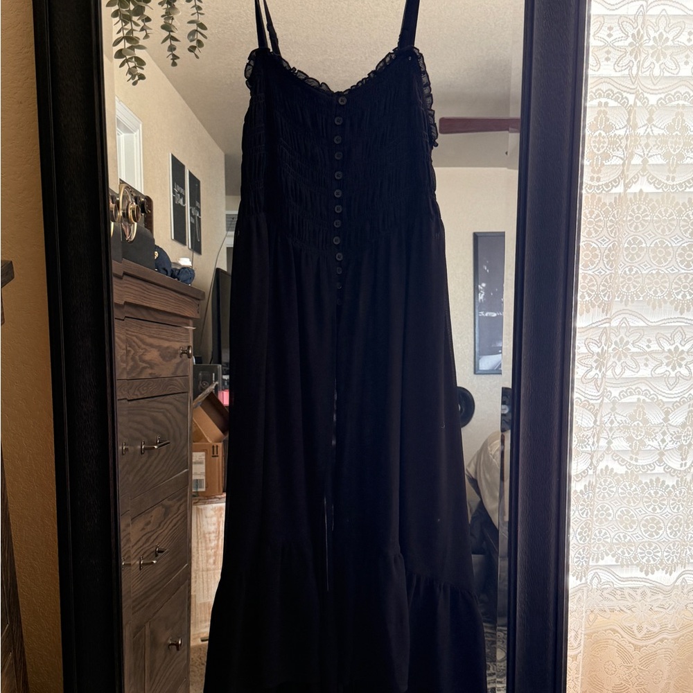 Black flowy tunic top